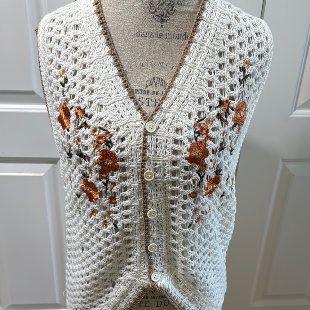 Boho Floral Knit Button-Up Sweater Vest